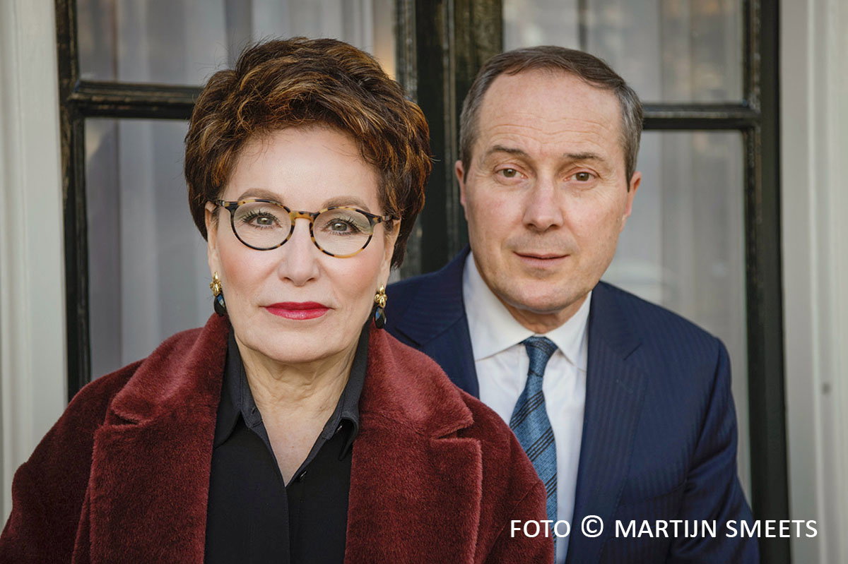 Knoopsen in College Tour - NIW NIW