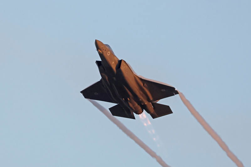 Israël slaat terug: luchtaanvallen in Gaza nu Hamas staakt-het-vuren verbreekt