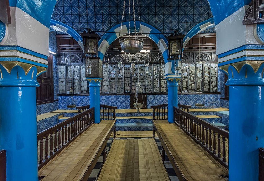 1051px-Synagogue_de_la_Ghriba_Djerba_11