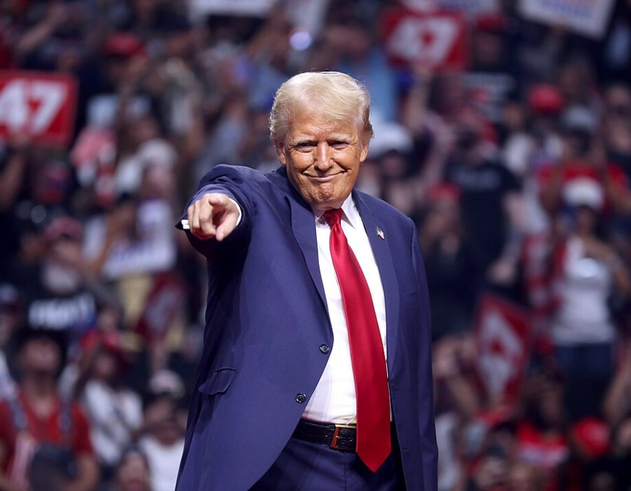 1080px-Donald_Trump_53951823882