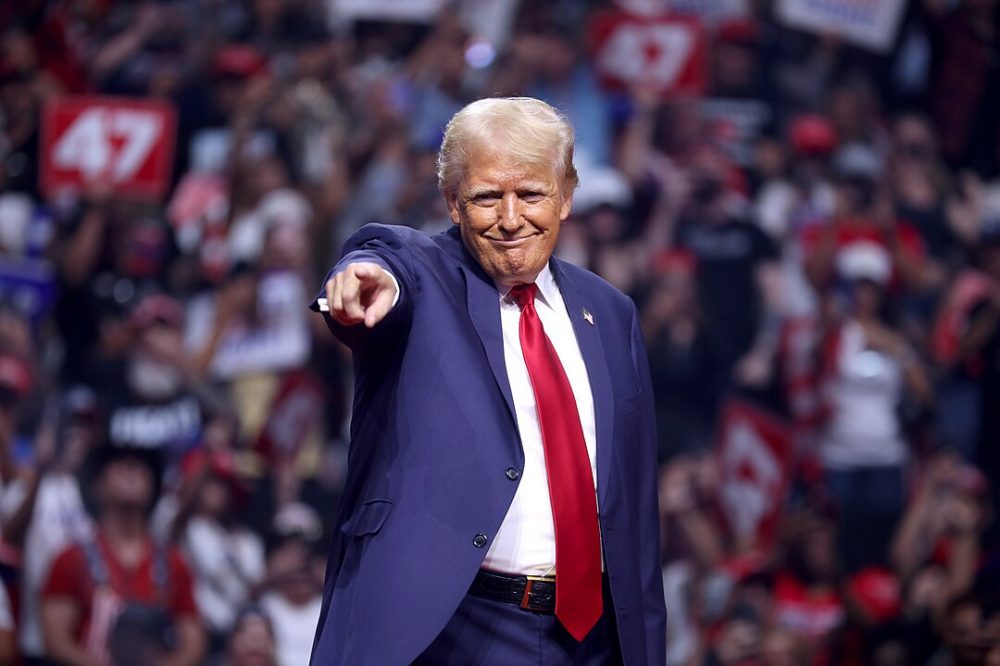 1080px-Donald_Trump_53951823882