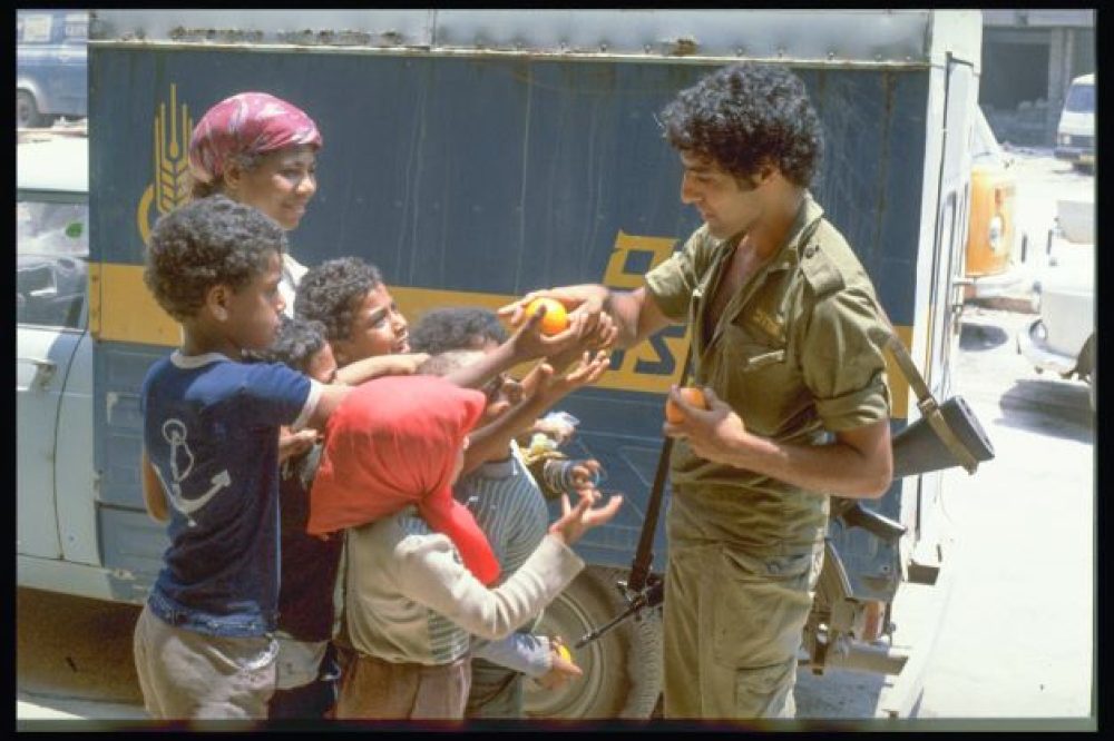 5.-Invasie-Libanon-1982-foto-GPO-groot