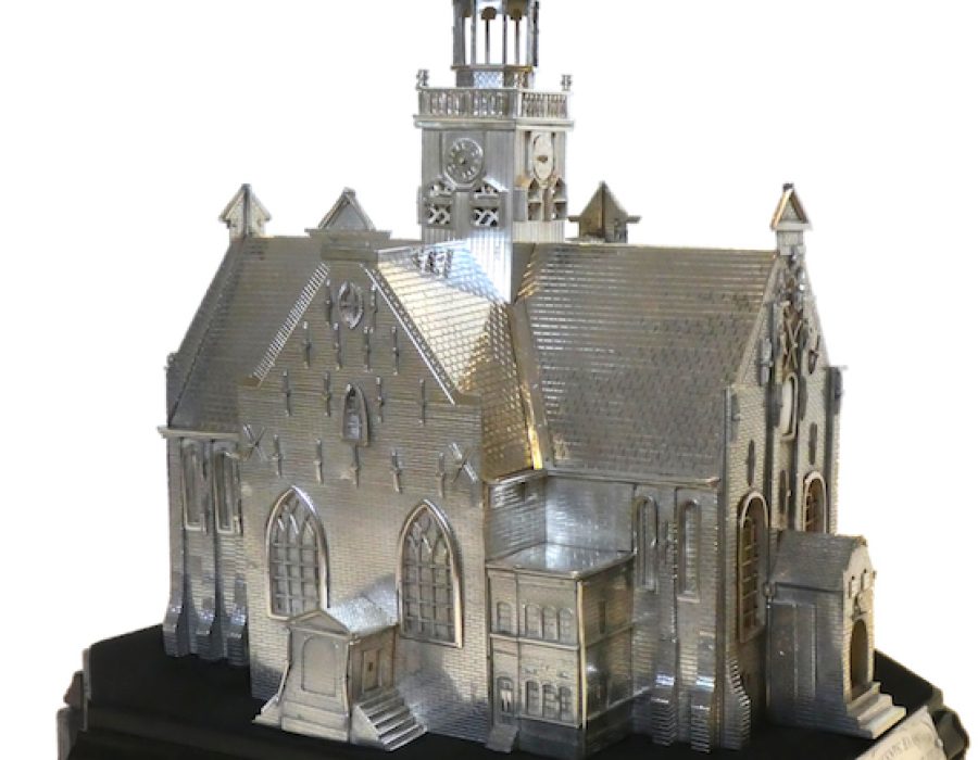7-1902-Zilveren-model-van-de-Bullekerk-te-Zaandam-1