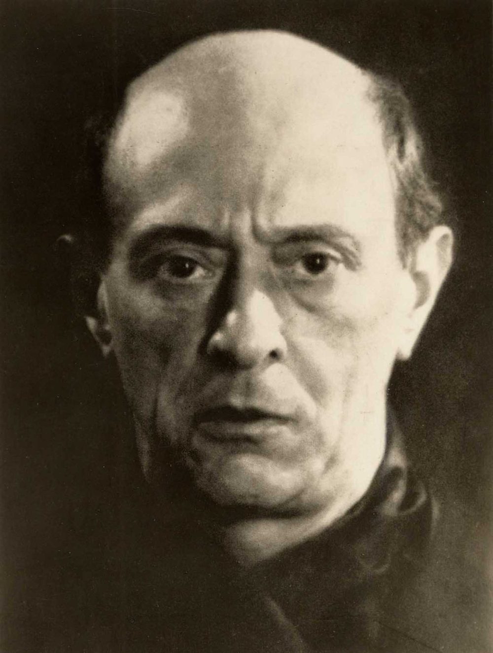 Man Ray, Portret van Arnold Schönberg 1927
Wikimedia Commons