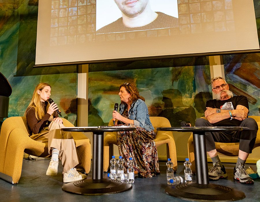 Bring-them-home-31-10_03