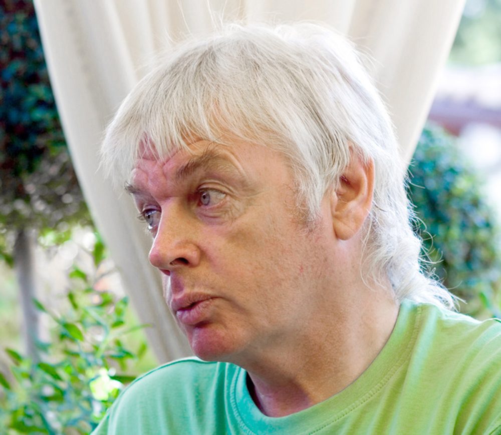 David_Icke_in-2008