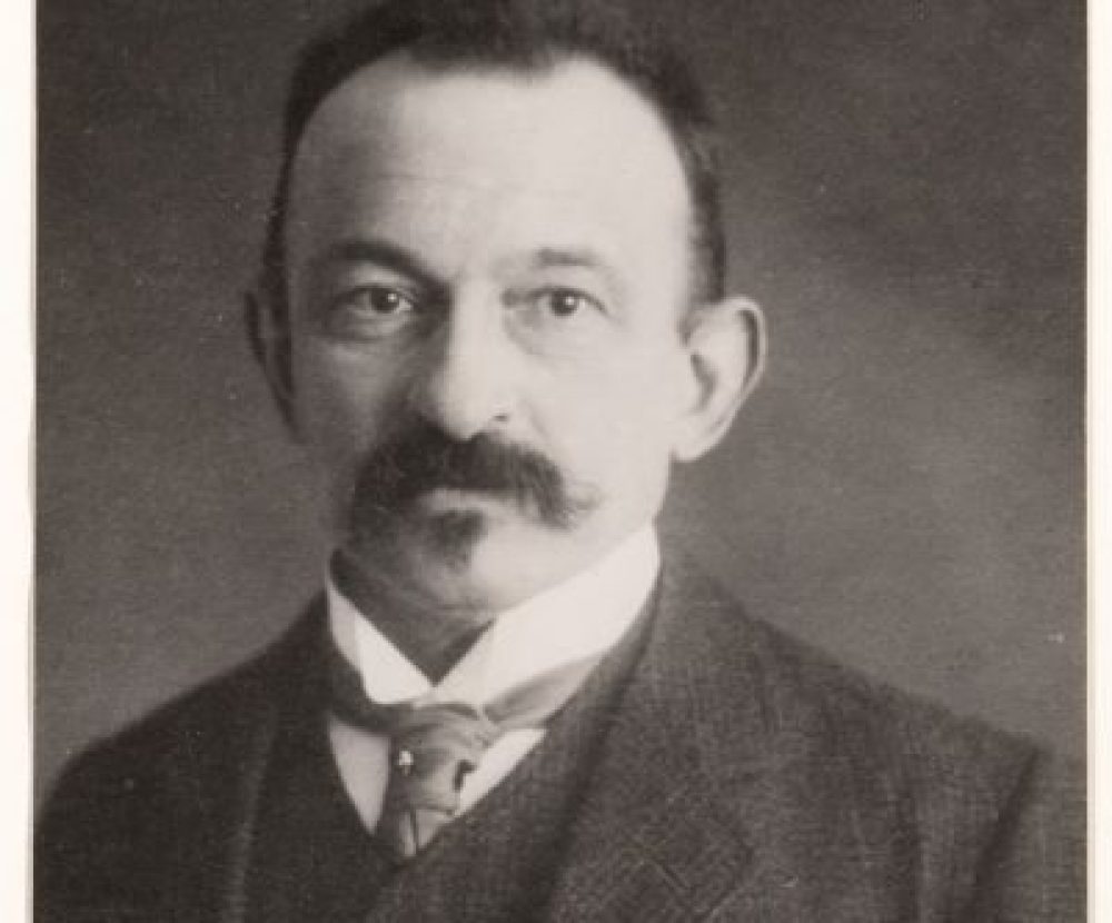 Dr.-Maurits-Benjamin-Mendes-da-Costa-Stadsarchief-Amsterdam-Internationaal-Persfoto-Bureau-NV-1926-e1649325617439