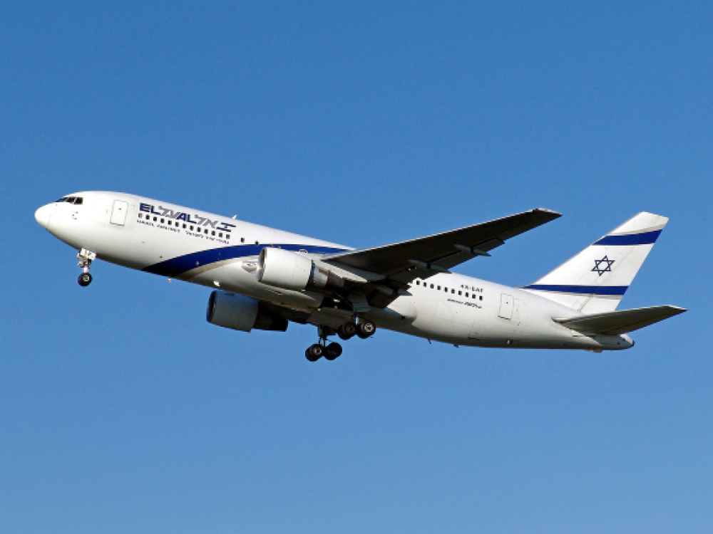 El_Al_Boeing_767-200ER_4X-EAF_AMS_2005-10-30