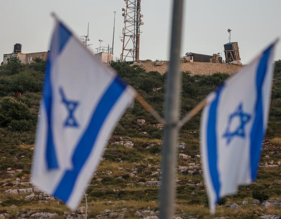 Een Iron Dome-batterij op een heuvel in Centraal-Israël - Foto: Flash90