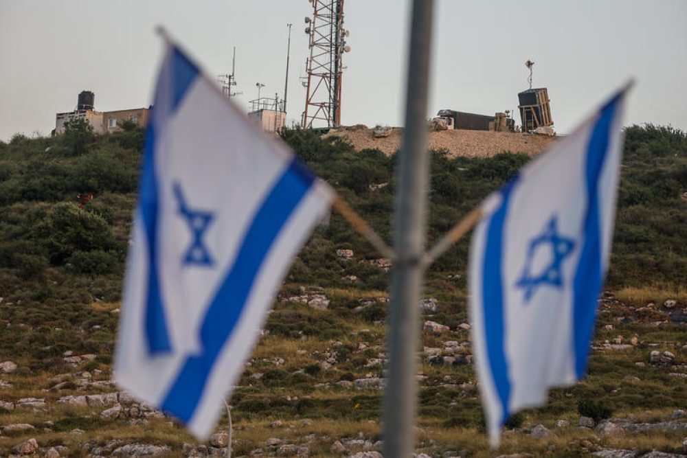 Een Iron Dome-batterij op een heuvel in Centraal-Israël - Foto: Flash90