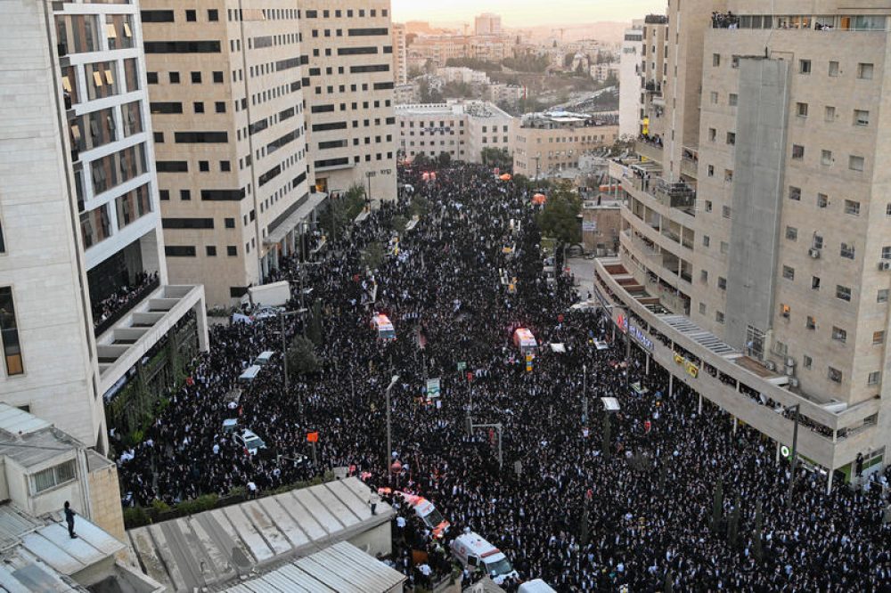 ULTRA ORTHODOX JEWISH ARMY DRAFT Honderdduizenden ultraorthodoxe Israëli's demonstreren in Jeruzalem tegen de dienstplicht voor hun religieuze groep - Foto: Arie Leib Abrams/Flash90