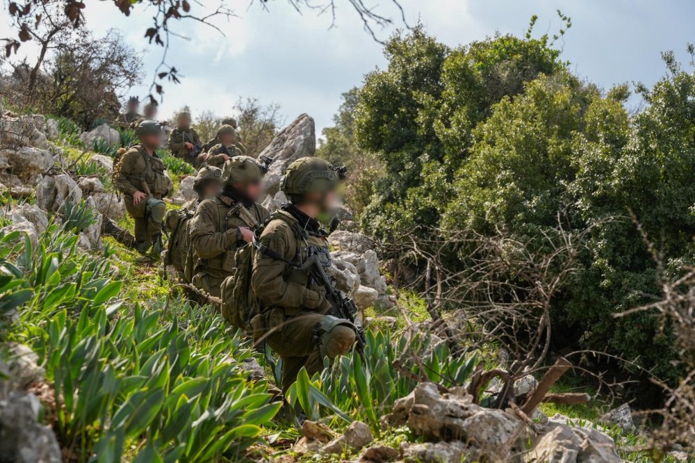 Soldaten van de 810. Bergbrigade van de IDF jagen op Hezbollahterroristen in het zuiden van Libanon - Foto: IDF