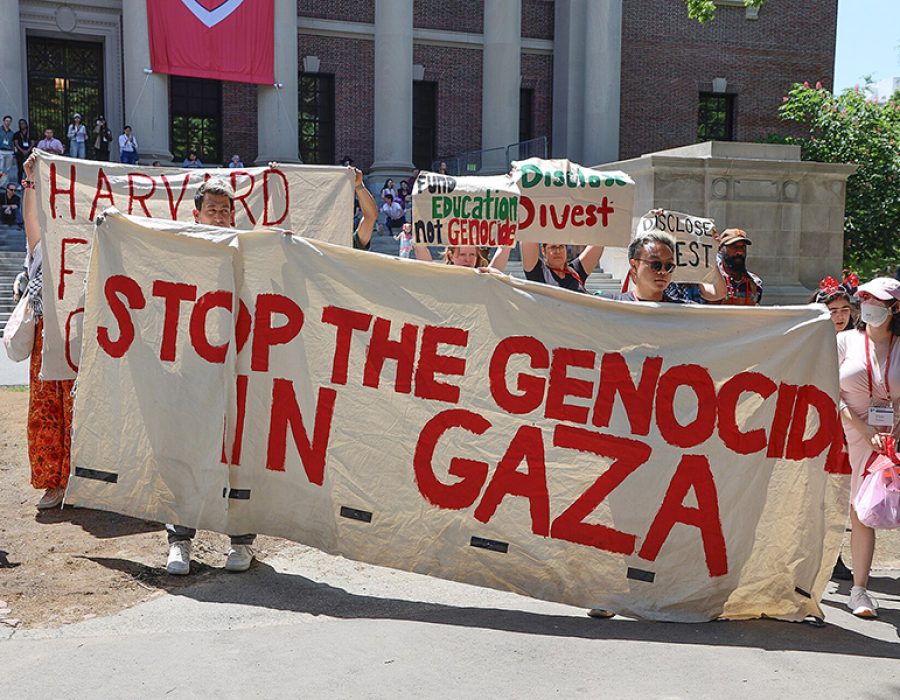 Een anti-Israëlprotest op de universiteit van Harvard in 2024. Foto: Kevin Payravi (CC)