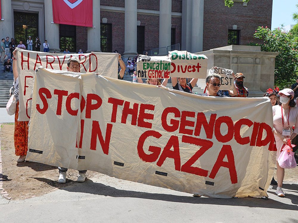 Een anti-Israëlprotest op de universiteit van Harvard in 2024. Foto: Kevin Payravi (CC)