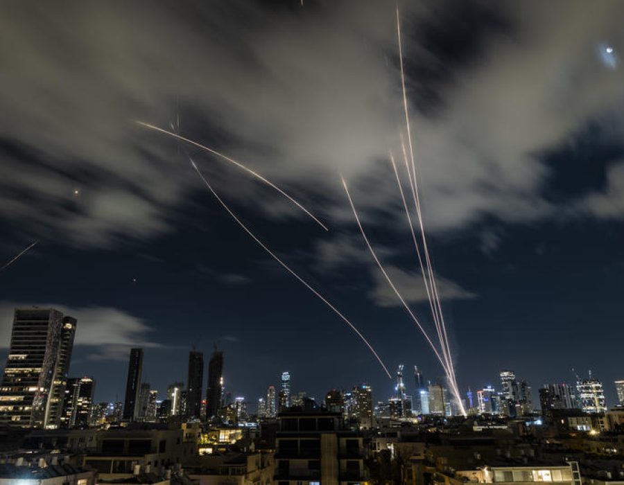 Iron Dome in actie boven Tel Aviv - credit Flash90