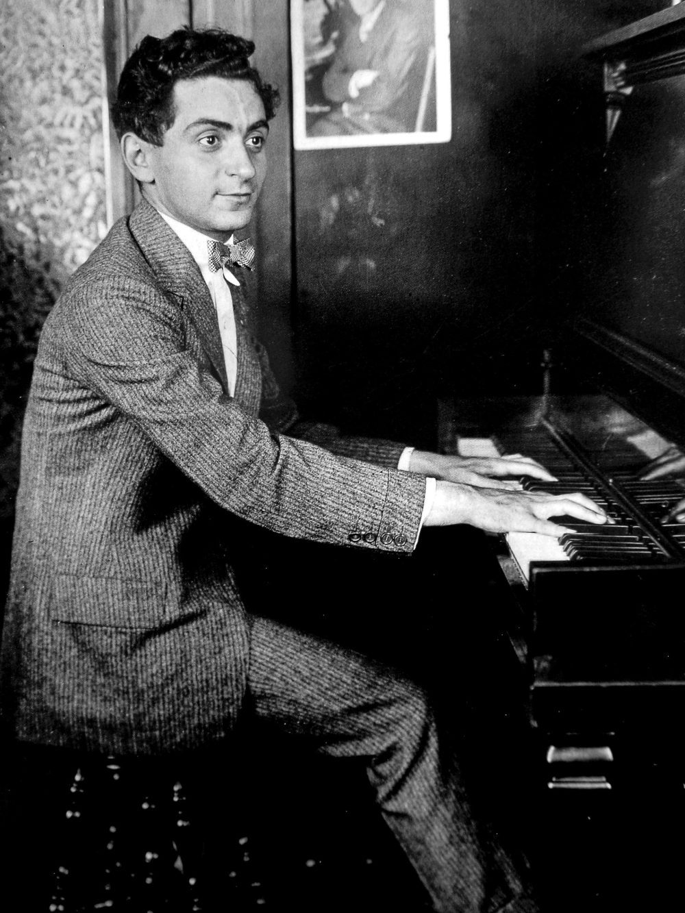 Irving Berlin in 1906 op 18-jarige leeftijd
Wikimedia Commons