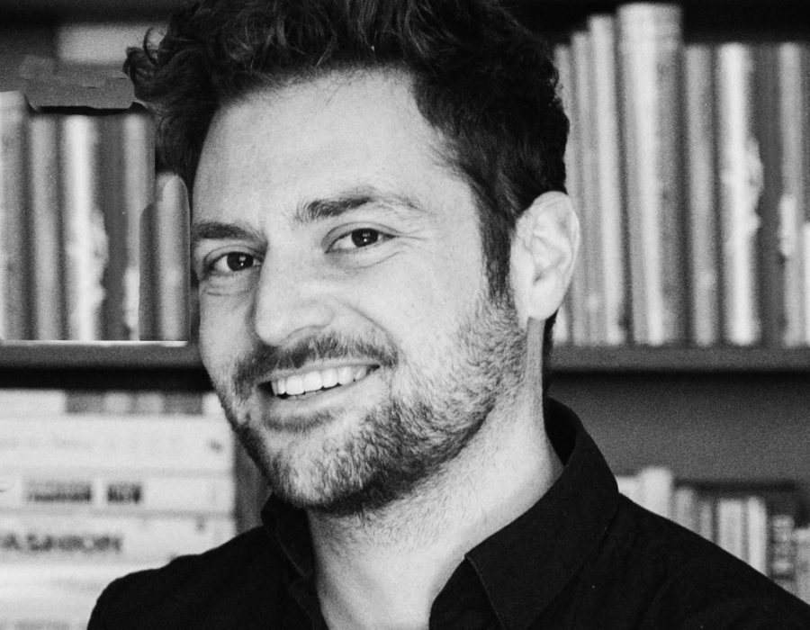 Jaron-column-zw