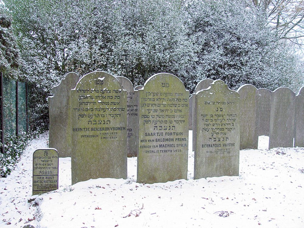 De Joodse begraafplaats in Lochem