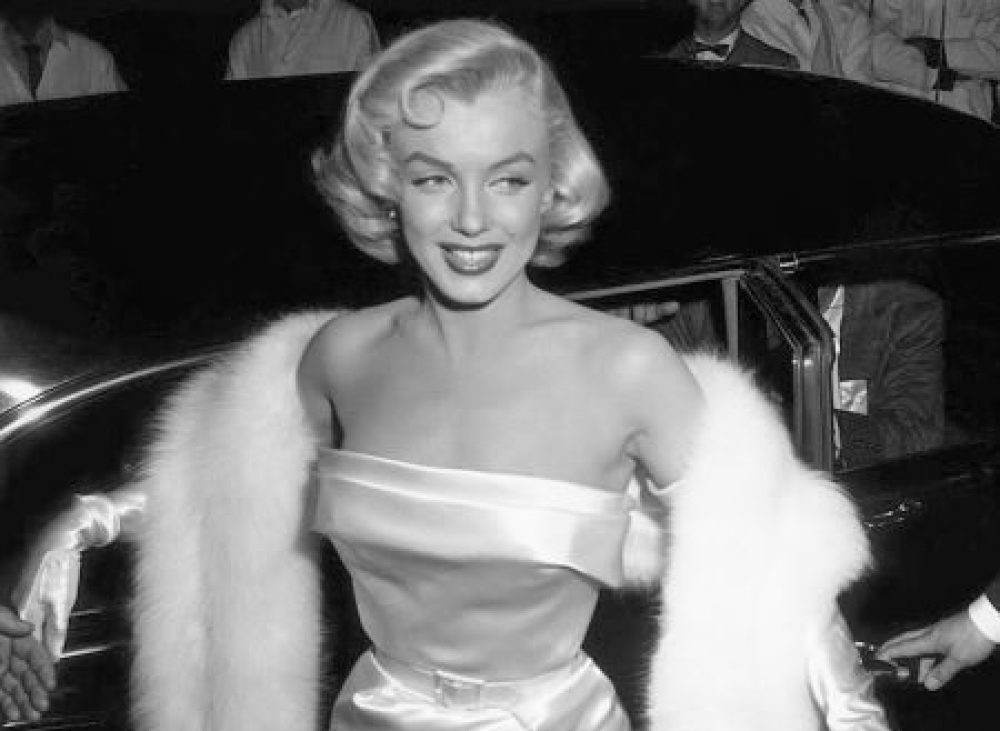 Marilyn_Monroe_at_Ciros2-e1630317317149