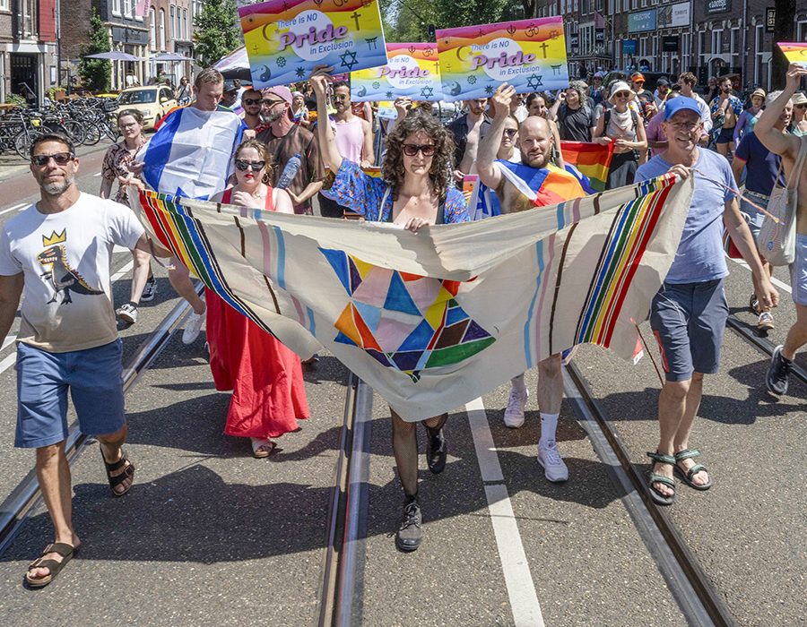 PrideWalk_joodsequeers