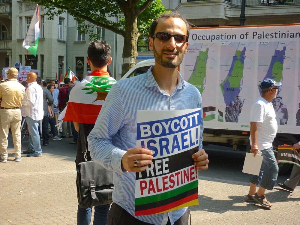 Bijna overal in Europa slaat 'antizionisme' over in pure en steeds vaker gewelddadige Jodenhaat - Foto: Benno Kirsch/Wikimedia Commons