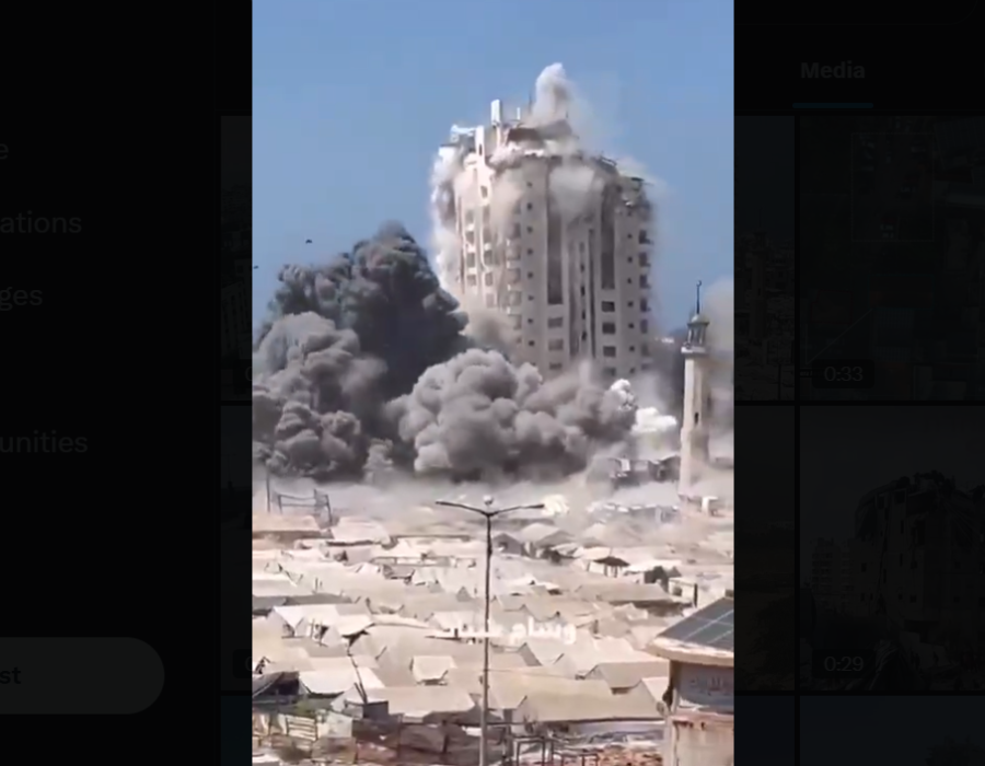 Een lege torenflat in Gaza-Stad wordt met explosieven neergehaald door de IDF - Screenshot X