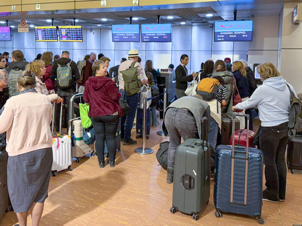 Het vliegveld van Sarm el Sheikh. Foto: Michel Theeboom