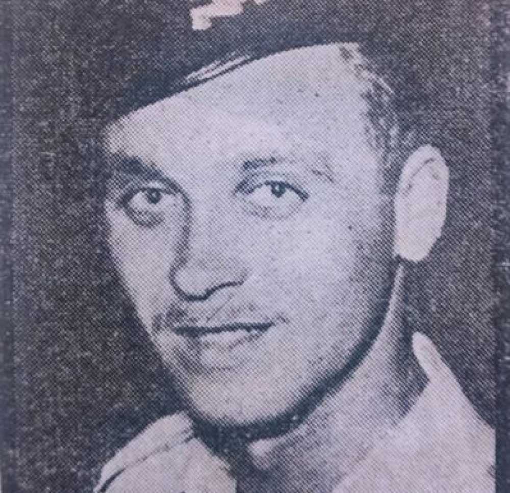 Ulrich-Schnaft-in-zijn-IDF-uniform-e1660484879548
