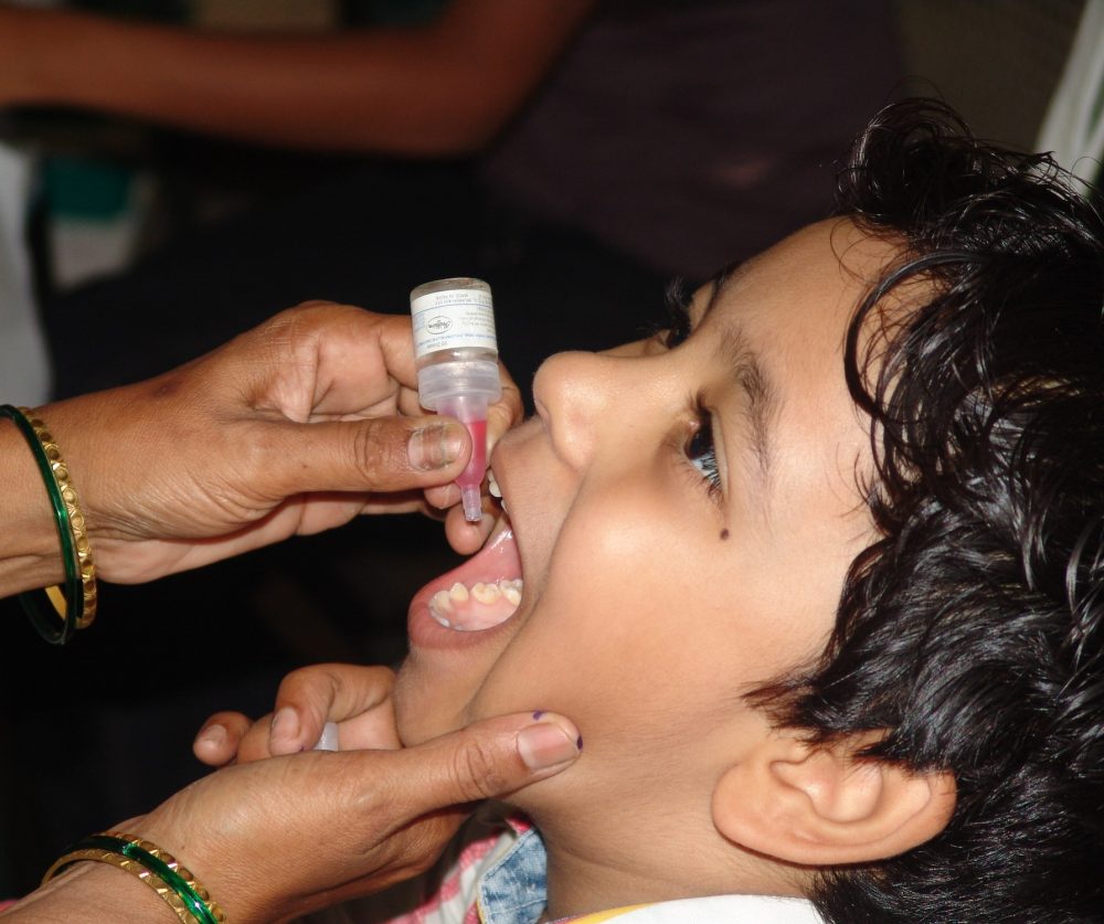 Varia-Orale-polio-inenting-credit-Dreamstime