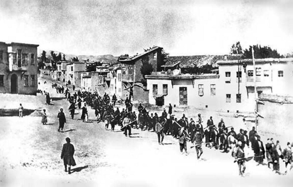 Honderdduizenden Armeniërs kwamen om bij de doodsmarsen waartoe zij door het Turkse leger gedwongen werden
