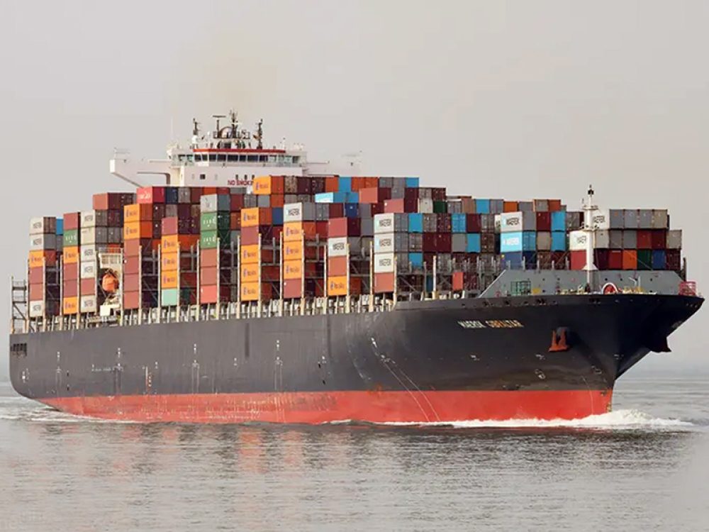 Een containerschip van Maersk op volle zee