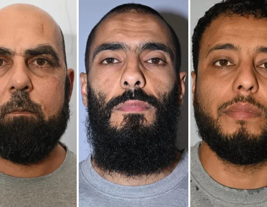 Vlnr: Amar Hussein, Bilel Saadaoui en Walid Saadaoudi - Foto: Greater Manchester Police