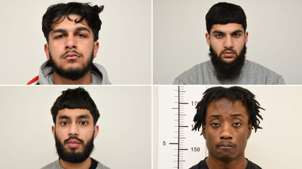 De vier verdachten die hebben bekend achter de aanslag te zitten - Foto: Metro Police