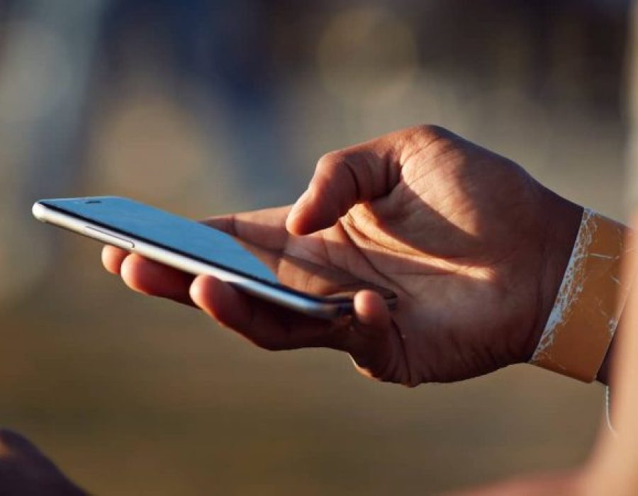 smartphone-in-hand