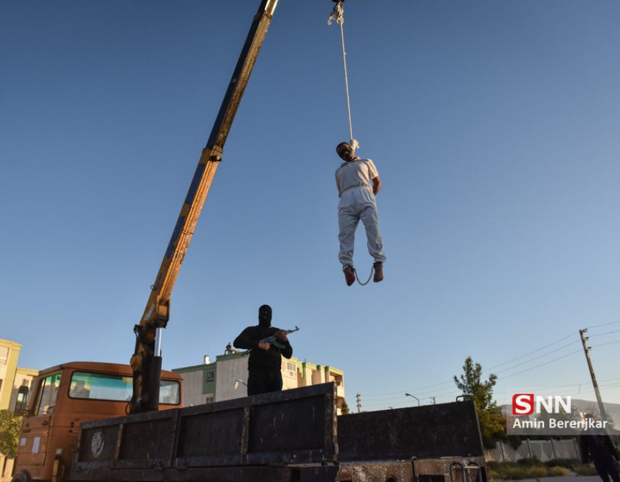 Een openbare executie in de Iraanse stad Shiraz - Foto: Wikimedia Commons